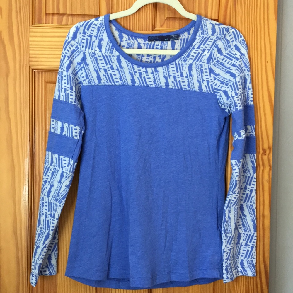 Prana longsleeve tee, xs